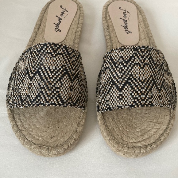 Free People Beach Front Espadrille Slide Sandal - Picture 5 of 10